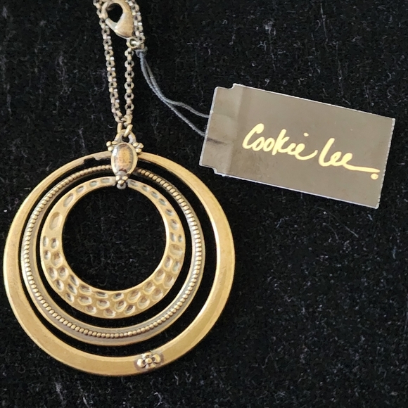 Antique Brass Gold Circle Pendant Cookie Lee Necklace NWT - Picture 12 of 12